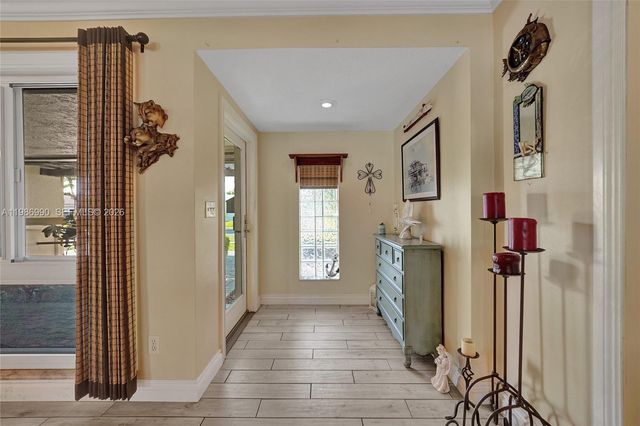 1446 Nautilus Isle, Dania Beach, FL 33004