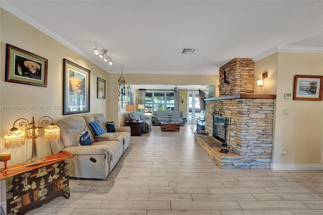 1446 Nautilus Isle, Dania Beach, FL 33004