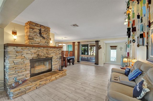 1446 Nautilus Isle, Dania Beach, FL 33004