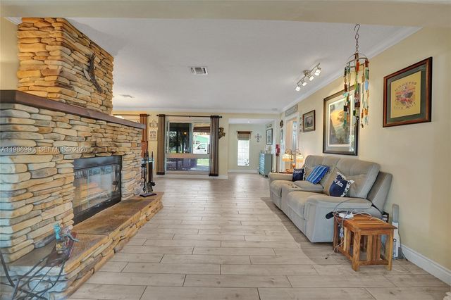 1446 Nautilus Isle, Dania Beach, FL 33004