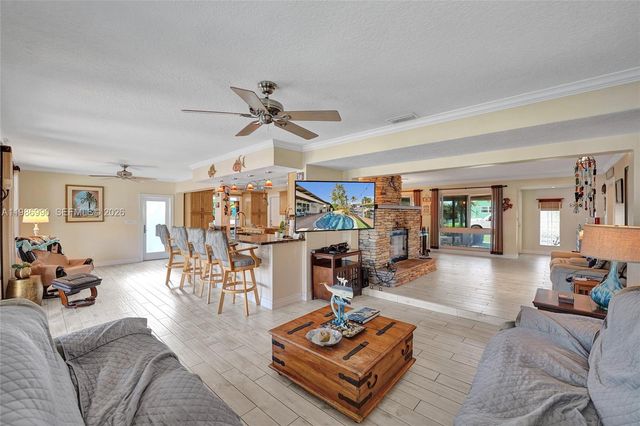 1446 Nautilus Isle, Dania Beach, FL 33004