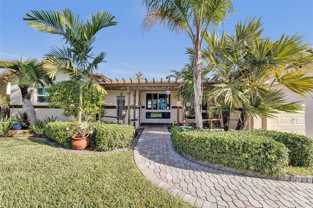 1446 Nautilus Isle, Dania Beach, FL 33004