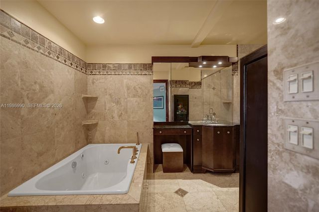 1446 Nautilus Isle, Dania Beach, FL 33004