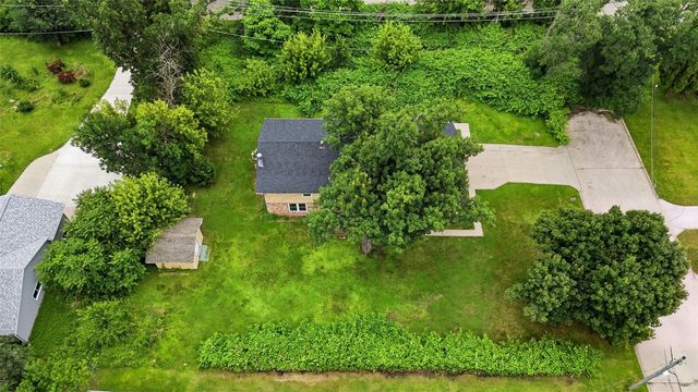 2019 Markert Boulevard SE, Cedar Rapids, IA 52403