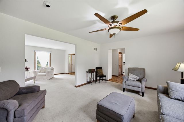 2019 Markert Boulevard SE, Cedar Rapids, IA 52403