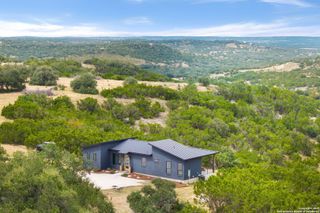 11 Sacramento, Kendalia, TX 78027