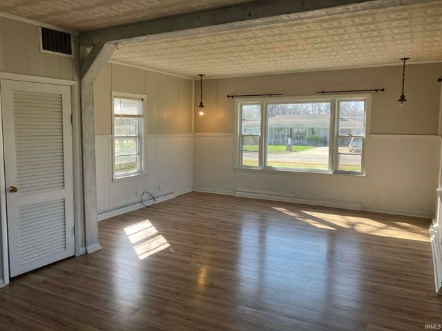 306 E Main Street, Redkey, IN 47373