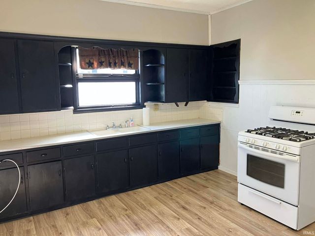 306 E Main Street, Redkey, IN 47373