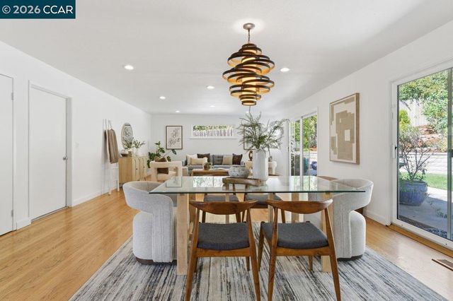 923 Camino Ricardo, Moraga, CA 94556