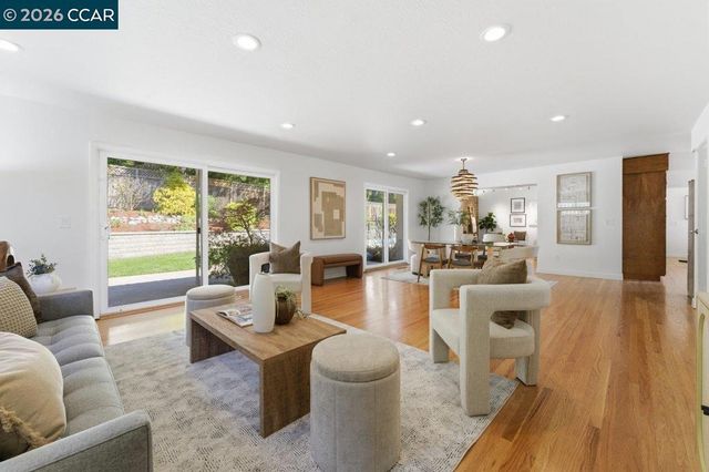 923 Camino Ricardo, Moraga, CA 94556