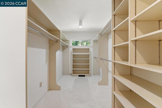 923 Camino Ricardo, Moraga, CA 94556