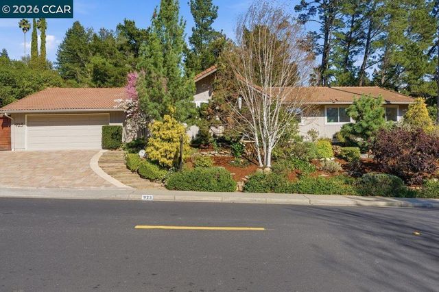 923 Camino Ricardo, Moraga, CA 94556