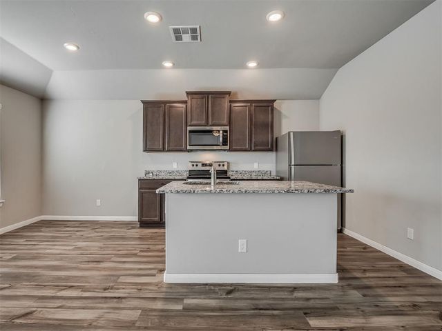 1701 Maroon Drive, El Reno, OK 73036