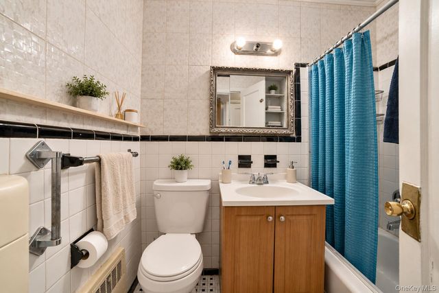 232-03 Hillside Avenue, Bellerose Manor, NY 11427