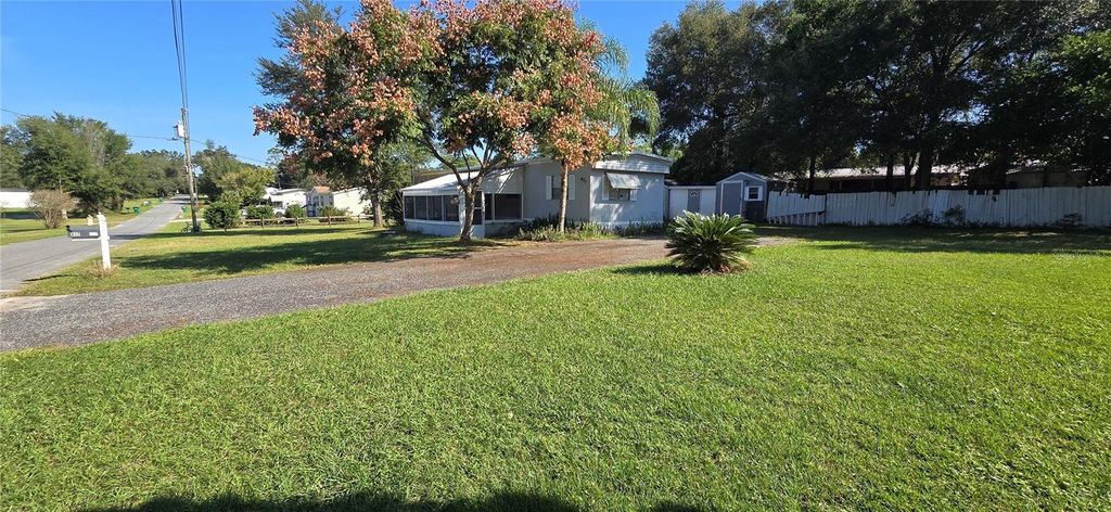 437 QUAIL STREET, Lady Lake, FL 32159