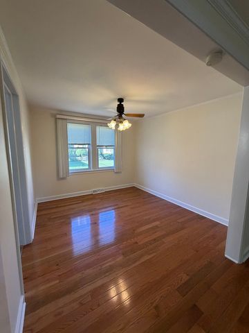 4148 N Mobile Avenue, Chicago, IL 60634