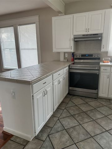 1711 Wood Avenue, Waco, TX 76706