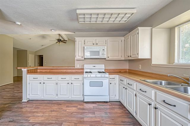 923 Mayweather Lane, Richmond, TX 77406