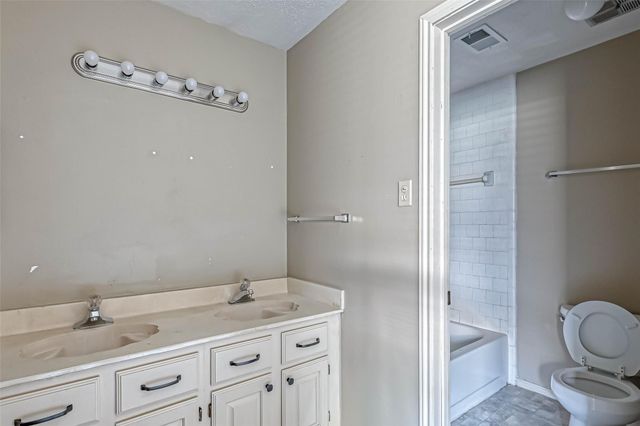 923 Mayweather Lane, Richmond, TX 77406