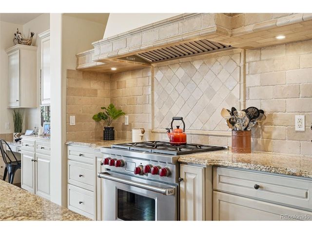 4118 Heatherhill Cir, Longmont, CO 80503