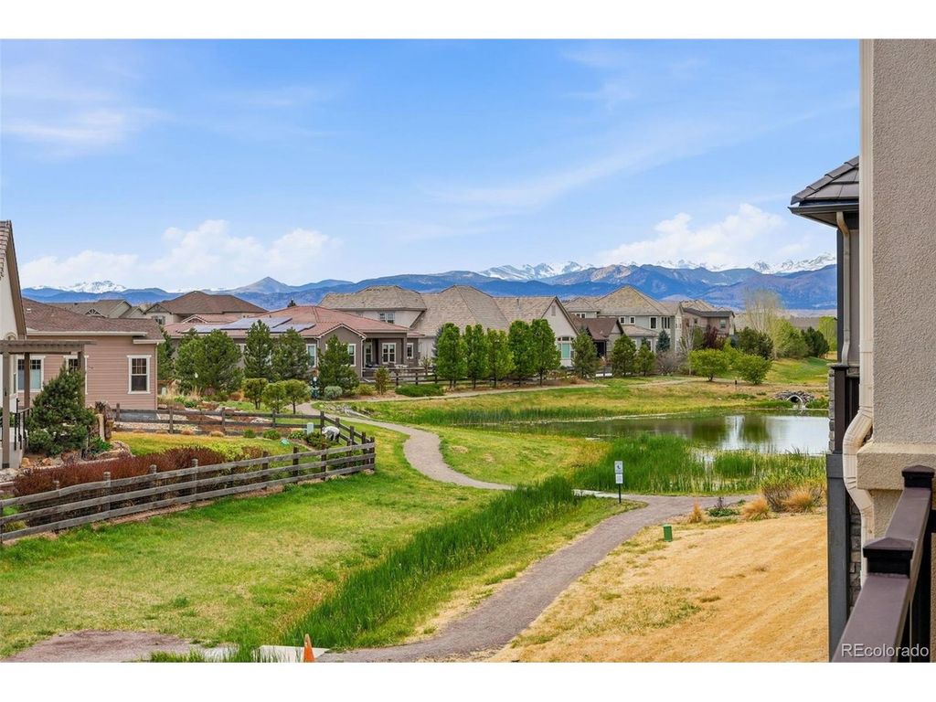 4118 Heatherhill Cir, Longmont, CO 80503