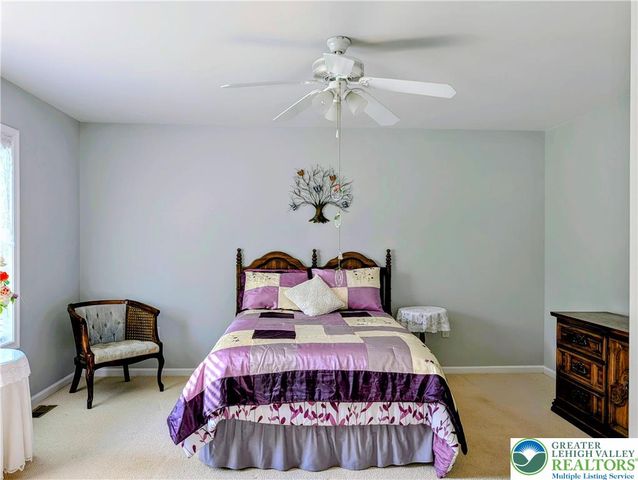 314 Golden Oaks Drive, Kidder Twp N, PA 18661