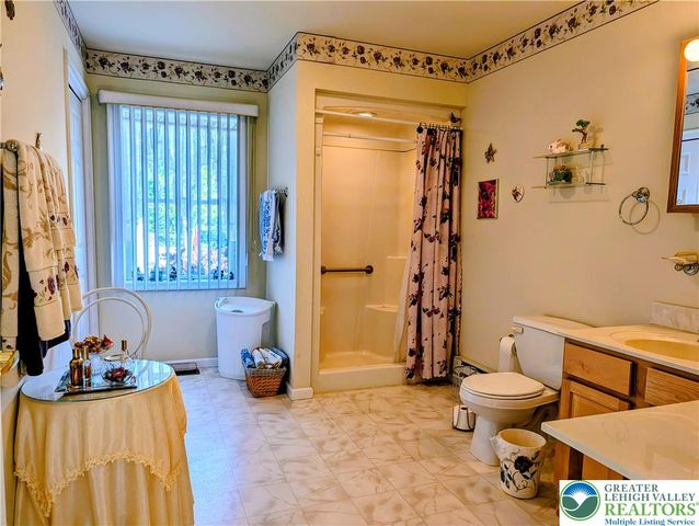 314 Golden Oaks Drive, Kidder Twp N, PA 18661