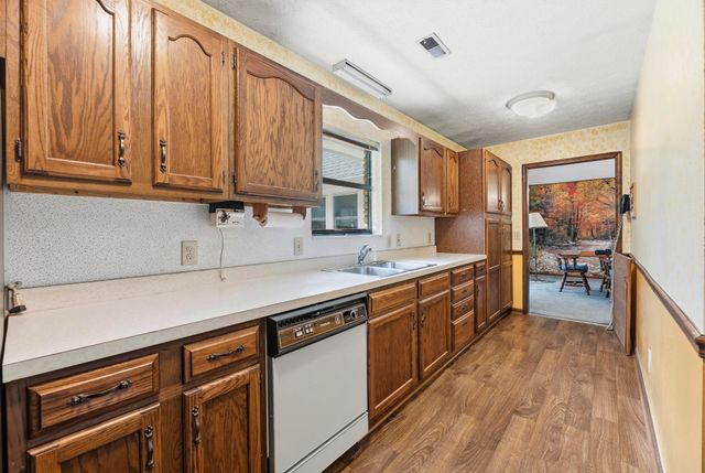 3811 Loblolly Ave., Little River, SC 29566