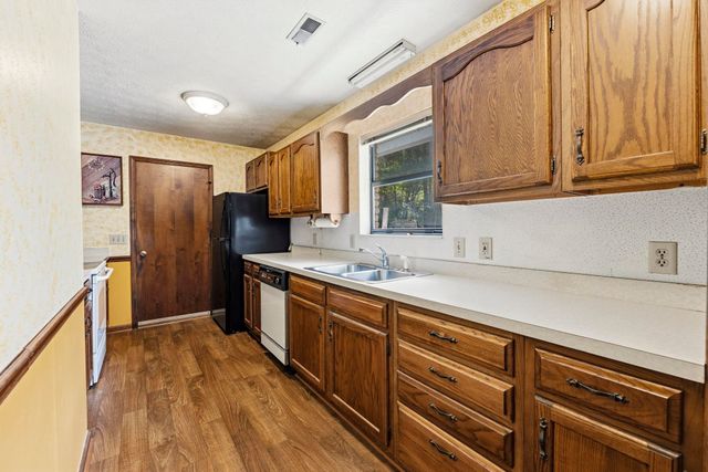 3811 Loblolly Ave., Little River, SC 29566
