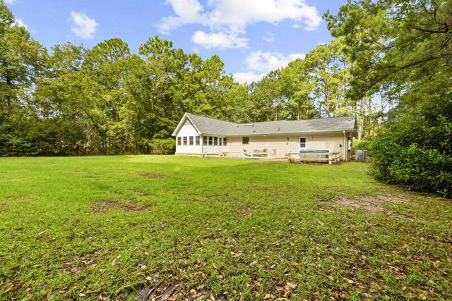 3811 Loblolly Ave., Little River, SC 29566