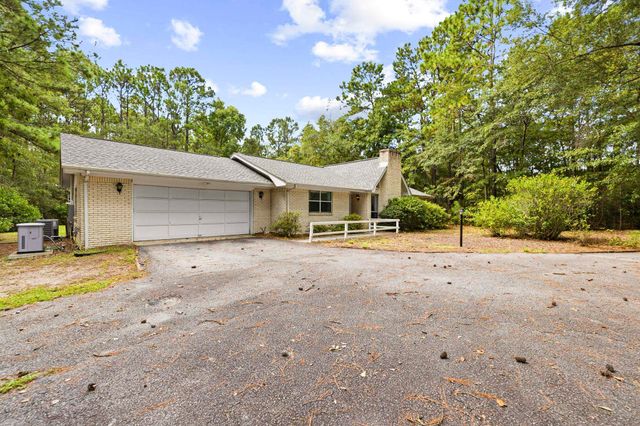 3811 Loblolly Ave., Little River, SC 29566