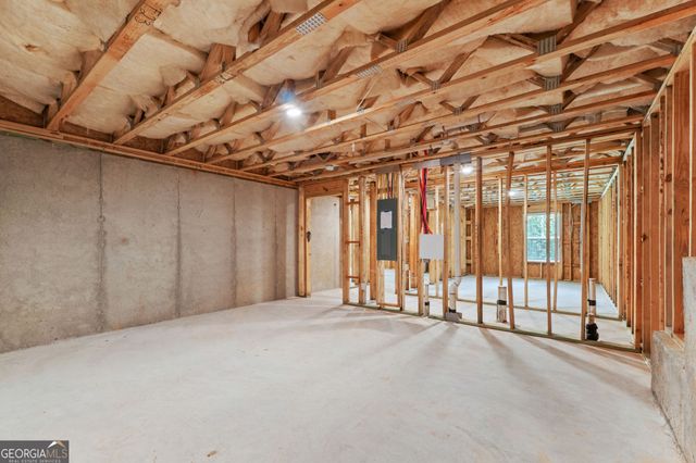 1861 Millstone Manor, Conyers, GA 30013