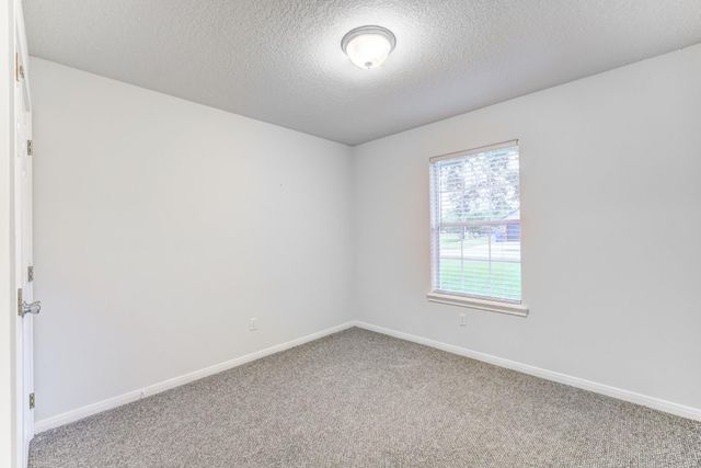 1140 Thomas Drive, Angleton, TX 77515