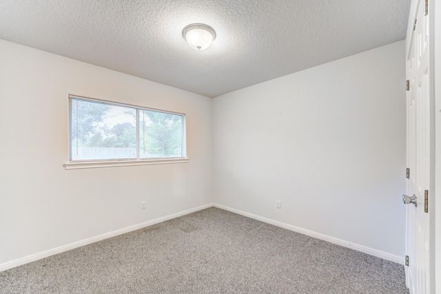 1140 Thomas Drive, Angleton, TX 77515