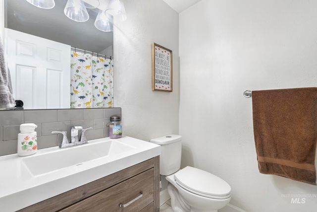 1149 Blake Street N, Twin Falls, ID 83301