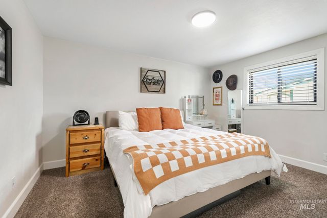 1149 Blake Street N, Twin Falls, ID 83301