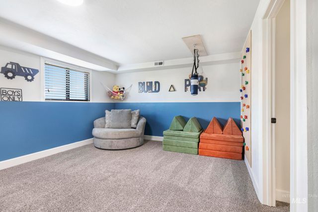 1149 Blake Street N, Twin Falls, ID 83301