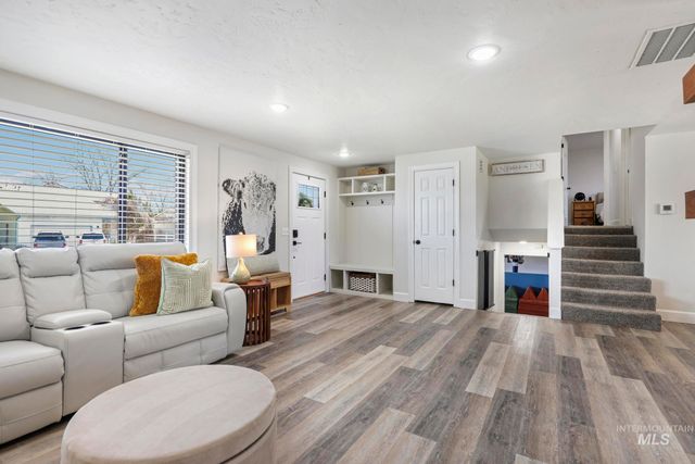 1149 Blake Street N, Twin Falls, ID 83301