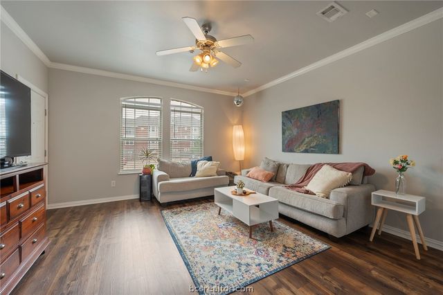 305 Holleman Drive E 503, College Station, TX 77840