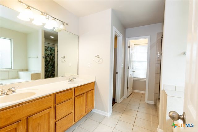 212 Oak Ridge Drive, Nolanville, TX 76559