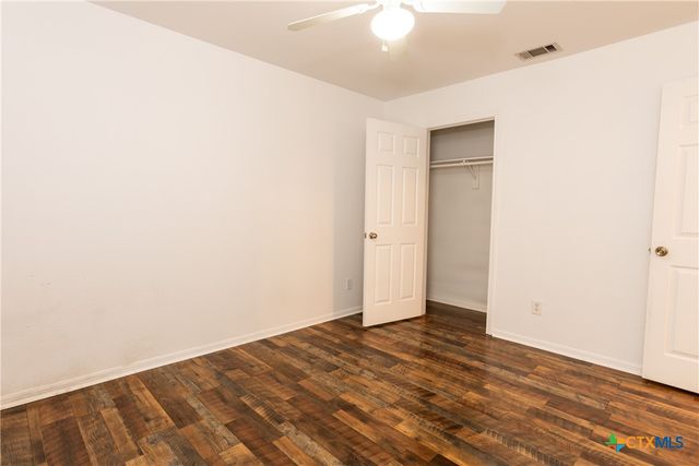 212 Oak Ridge Drive, Nolanville, TX 76559
