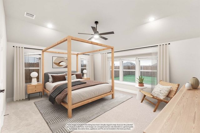 905 Denham Drive, Red Oak, TX 75154