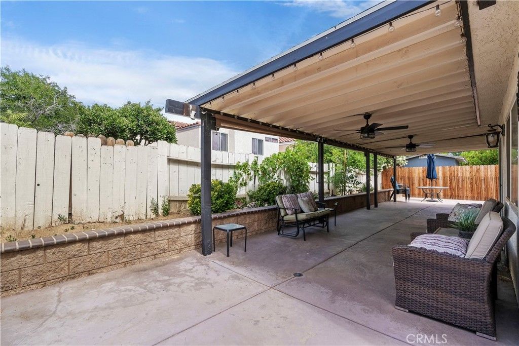 Image 29 of property listing at 37649 Citrus, Palmdale, CA 93550