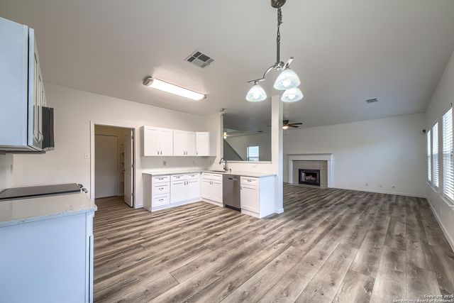 22031 GOLDCREST RUN, San Antonio, TX 78260