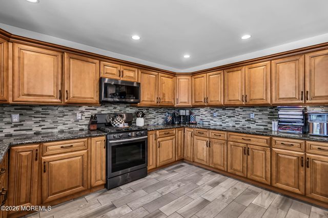 1142 Kenton Drive, Toms River, NJ 08753