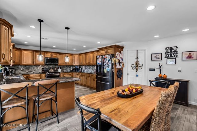 1142 Kenton Drive, Toms River, NJ 08753