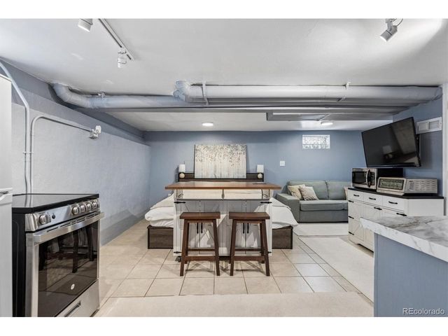 3924 S Washington St, Englewood, CO 80113