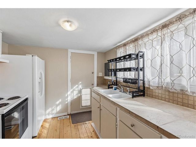 3924 S Washington St, Englewood, CO 80113