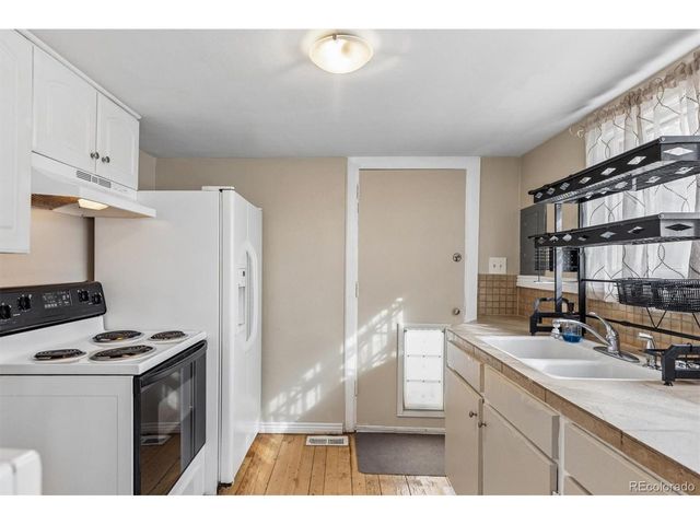 3924 S Washington St, Englewood, CO 80113