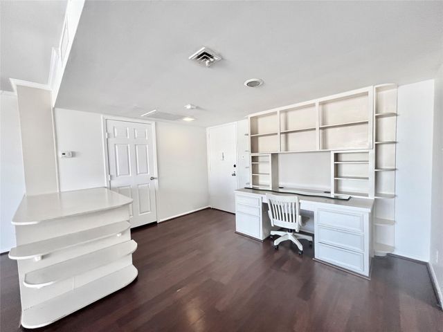 2016 Main Street 2405, Houston, TX 77002